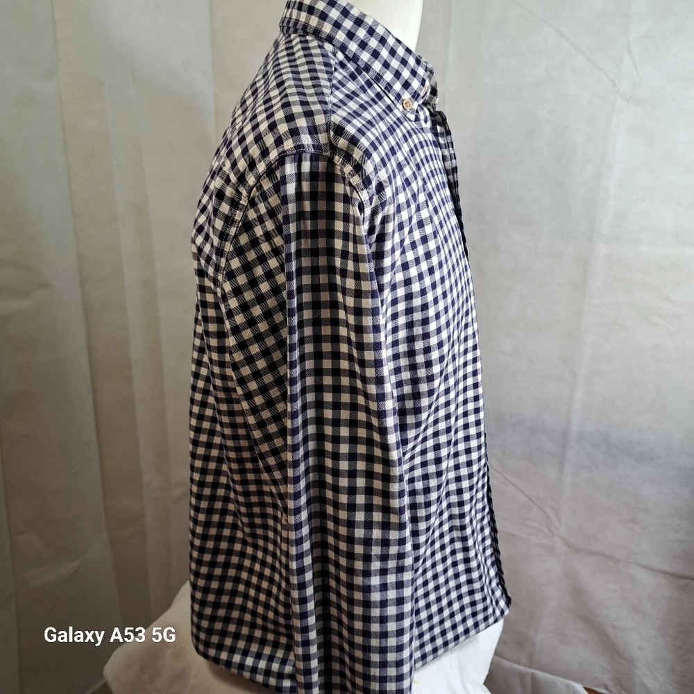 J. Crew Blue & White Long Sleeve Button Down Shirt Men's Size Medium